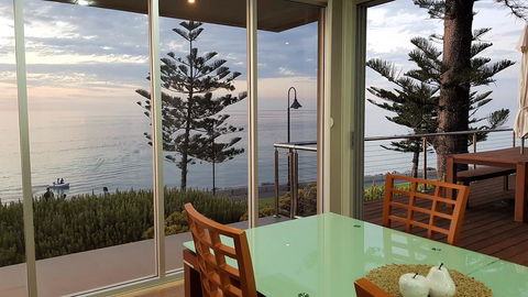 Glenelg Absolute Beachfront - One Of Only Two Homes - Accommodation 4U 2