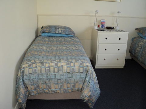 Glenelg Sea-Breeze - Accommodation 4U 1