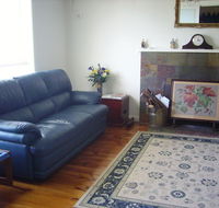 Glenelg Sea-Breeze - Accommodation 4U