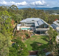 Gold Coast Stunning Home and Unit close to Theme Parks - Accommodation 4U