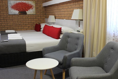 Golden Harvest Motor Inn Moree - Accommodation 4U 0