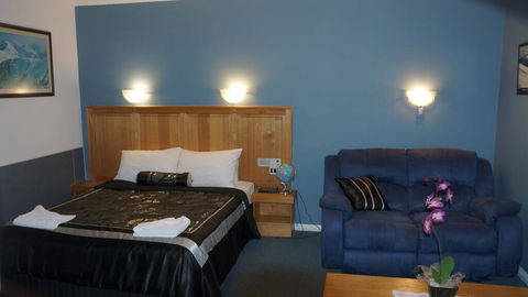 Golden Leaf Motel - Accommodation 4U 2