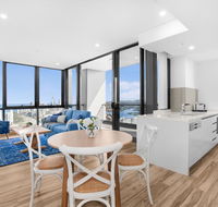 Grand Beach Views in 2-Bed Apartment With Balcony - Accommodation 4U