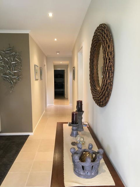 Grand Escape McKenzie - Boutique Rentals - Accommodation 4U 3