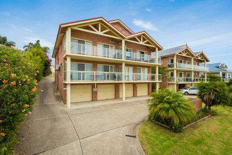 Grand Pacific 2 Unit 1 - Accommodation 4U 0