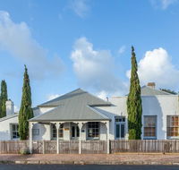 Grey Masts Robe - Accommodation 4U