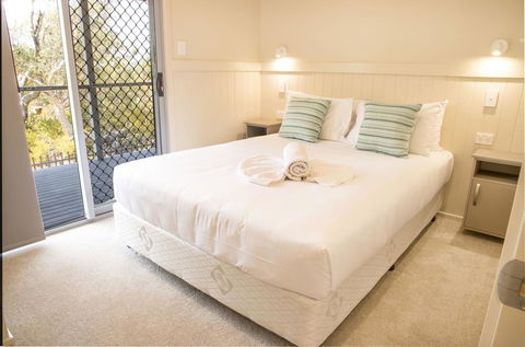 Halifax Holiday Park - Accommodation 4U 1