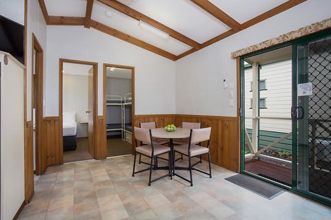 Hamilton Caravan Park - Accommodation 4U 2