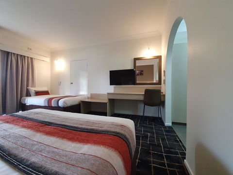 Hamilton's Queanbeyan Motel - Accommodation 4U 1