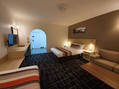 Hamilton's Queanbeyan Motel - Accommodation 4U 2