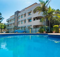 Hampton Court Apartments - Accommodation 4U