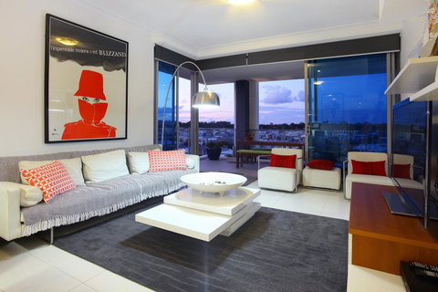 Harbour Quays - Accommodation 4U 1