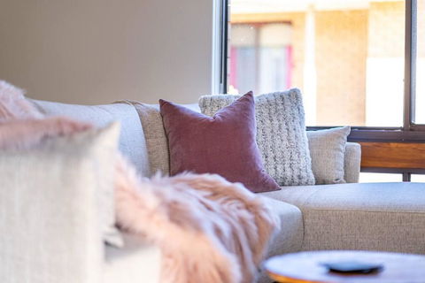 Harmony At Henley Beach-Wifi - Nespresso - Netflix - Accommodation 4U 2