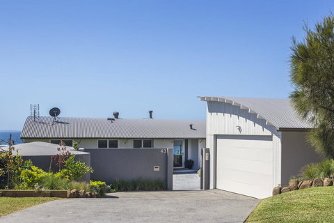 Harrington Crescent 43 Bawley Point - Accommodation 4U 2