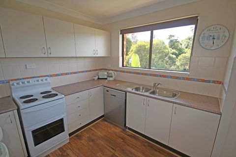 Hawaiian Gardens - Unit 3 - Accommodation 4U 1