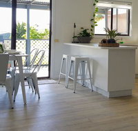 HelloSailor HolidayRental FirePit NBN AppleTV KingBed - Accommodation 4U