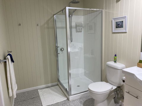 Hideaway On Hume #2 - Accommodation 4U 3