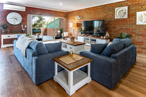 High Tide Five Star Appartment - Accommodation 4U 0
