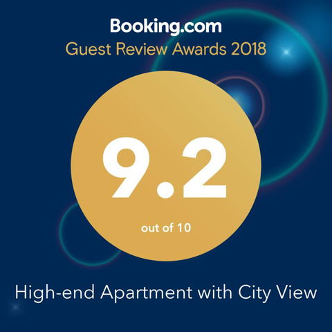 High-end Apartment With City View - Accommodation 4U 3