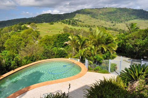 Highwood Park B&B Guest Lodge - Accommodation 4U 0