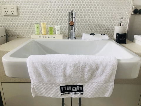 Hiigh Apartments - Accommodation 4U 2