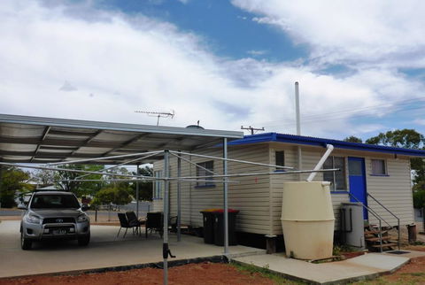 Holiday House Clermont - Accommodation 4U 2