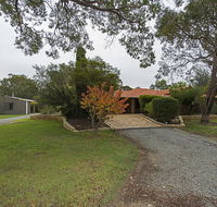 Holiday House On One Six Six - Accommodation 4U