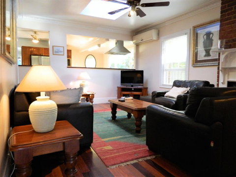 Horatio House - Accommodation 4U 2