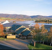 Horizons 414 - Lake Jindabyne Waterfront - Accommodation 4U
