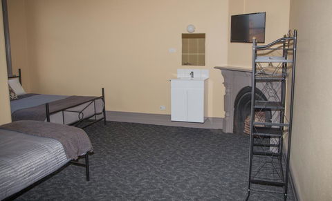 Hotel Cessnock - Accommodation 4U 2
