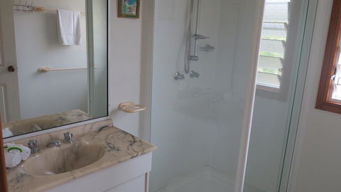 Island Magic - Townhouse No.1 - Accommodation 4U 2