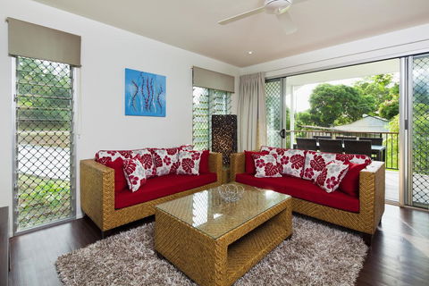 Island Villas & Apartments - Accommodation 4U 2