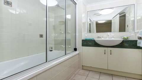 Jade Waters Hervey Bay - Accommodation 4U 1