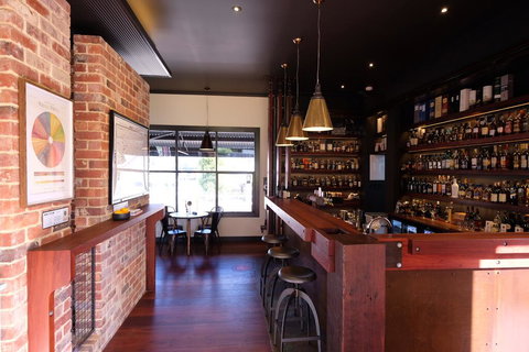 Jaspers Cabins - Accommodation 4U 3