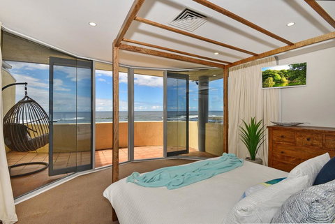 JoeAnne At Blue Bay Absolute Beachfront - Accommodation 4U 3