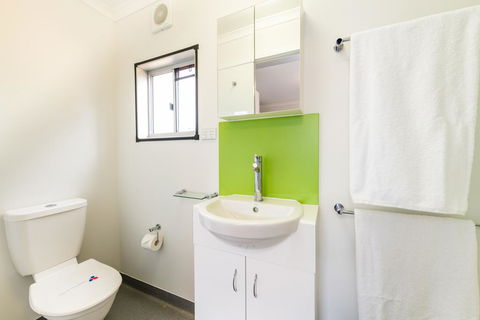 Jolly Swagman Acccommodation Park - Accommodation 4U 2