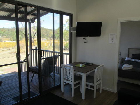 Just Red Wines Cabins - Accommodation 4U 1