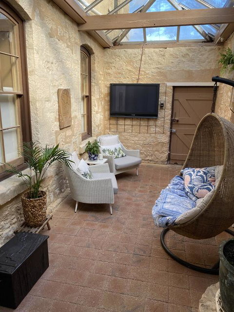 Karatta Beach Cottage - Accommodation 4U 3