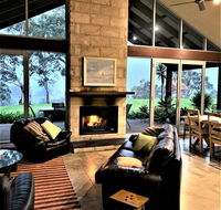 Kenwood Bank Vineyard Retreat - Accommodation 4U