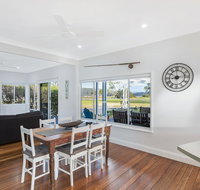 Kesla Beach House - Accommodation 4U