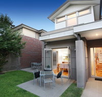 Kew Luxury Townhouse - Accommodation 4U