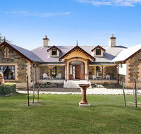 Kilburn - views as far as the eyes can see - Accommodation 4U