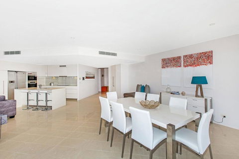 KINGSCLIFF OCEAN FRONT TERRACE 4 - Accommodation 4U 3