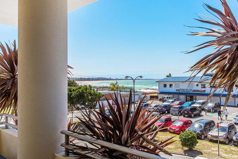 KINGSCLIFF OCEAN FRONT TERRACE 4 - Accommodation 4U 1
