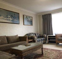 Kirwan Court 2 - Accommodation 4U