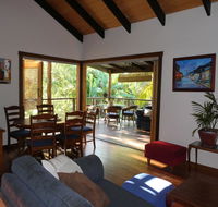 Kookaburra Cottage at Uralba Eco Cottages - Accommodation 4U