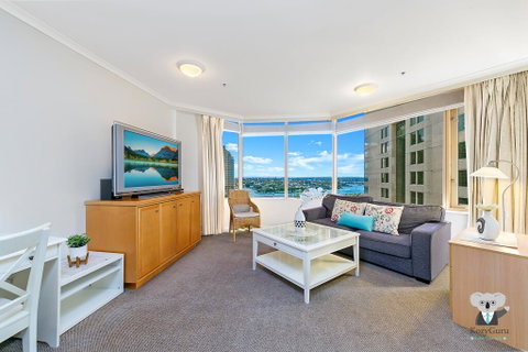 KOZYGURU THE ROCKS HARBOUR BRIDGE VIEW 1 BED APT SWIMMING POOL NTR098 - Accommodation 4U 0