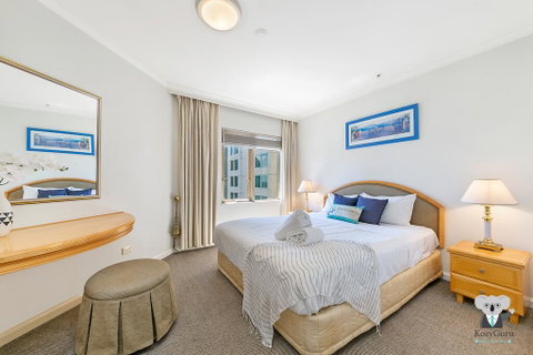KOZYGURU THE ROCKS HARBOUR BRIDGE VIEW 1 BED APT SWIMMING POOL NTR098 - Accommodation 4U 1