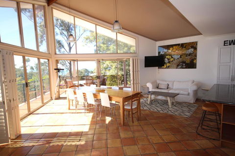 LAGOONA RETREAT - Korora - Accommodation 4U 1