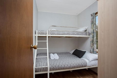 Lake Hamilton Motor Village And Caravan Park - Accommodation 4U 2